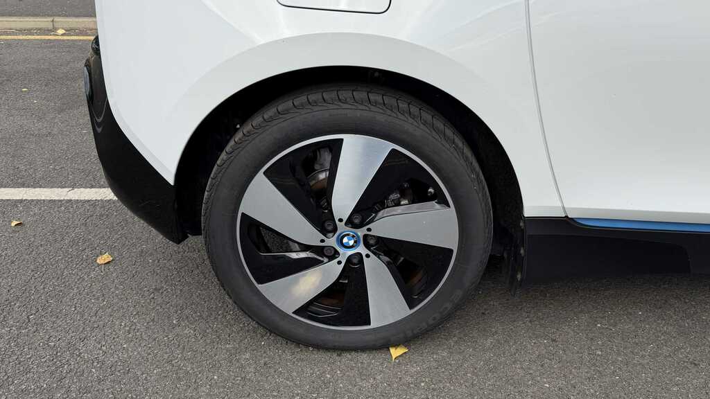 BMW i3 125Kw 42Kwh Suite Interior World Silver #18