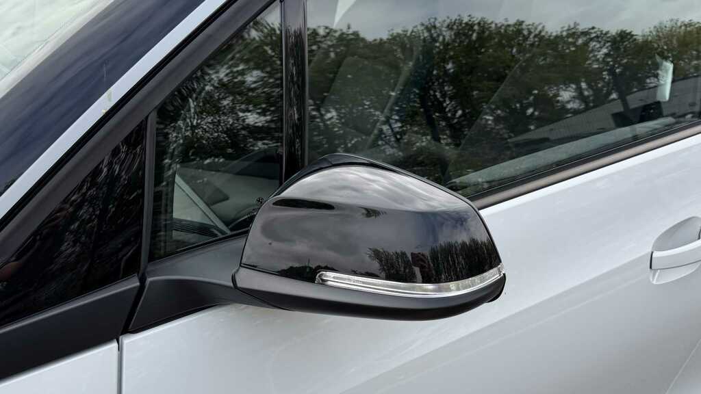 BMW i3 125Kw 42Kwh Suite Interior World Silver #37