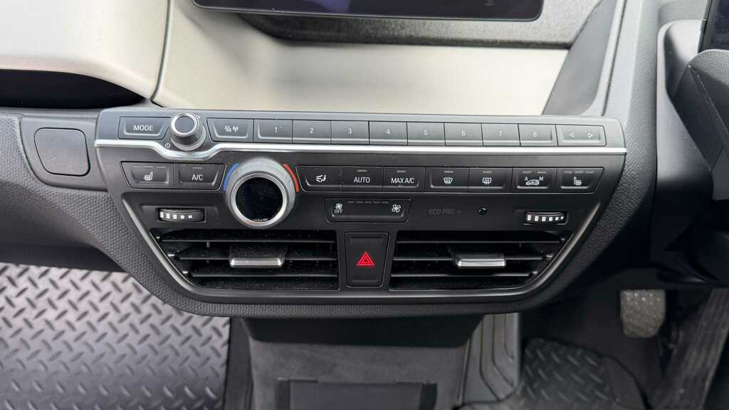 BMW i3 125Kw 42Kwh Suite Interior World Silver #14