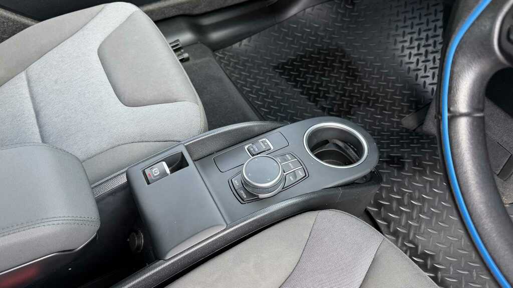 BMW i3 125Kw 42Kwh Suite Interior World Silver #8