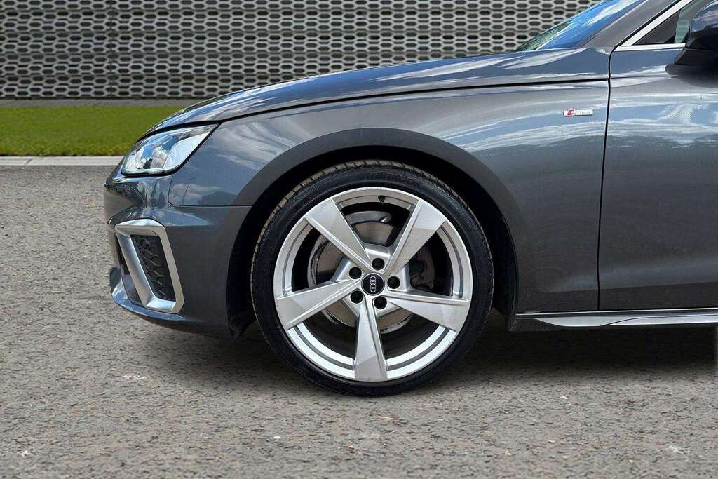 Audi A4 2.0 Tfsi 40 Black Edition Estate S Tron Black #11