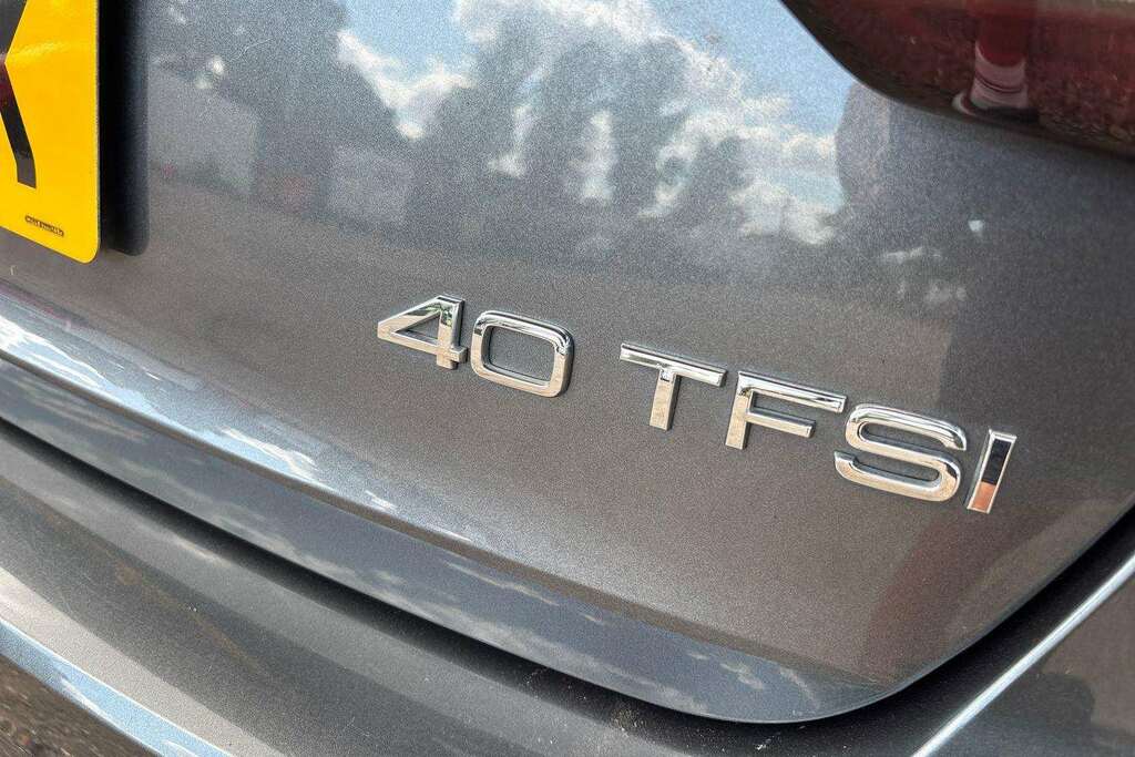 Audi A4 2.0 Tfsi 40 Black Edition Estate S Tron Black #12