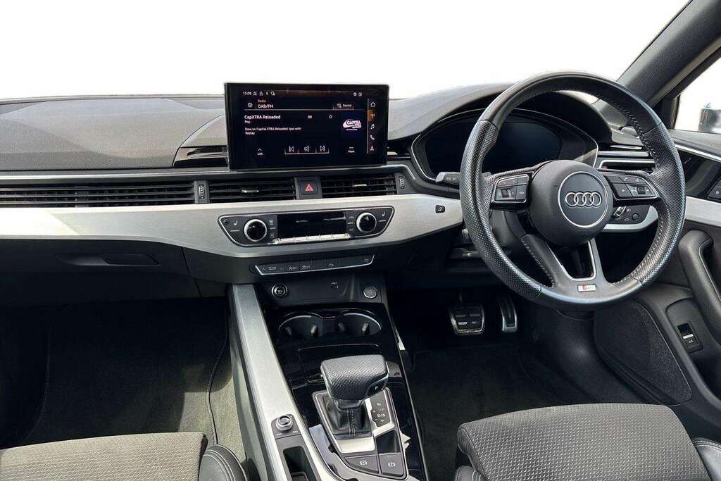 Audi A4 2.0 Tfsi 40 Black Edition Estate S Tron Black #20