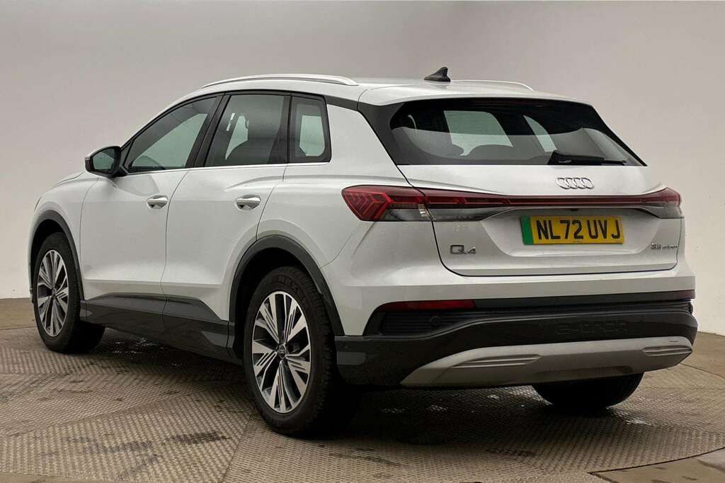 Audi Q4 E Tron 125Kw 35 55Kwh Sport 2023 White #3