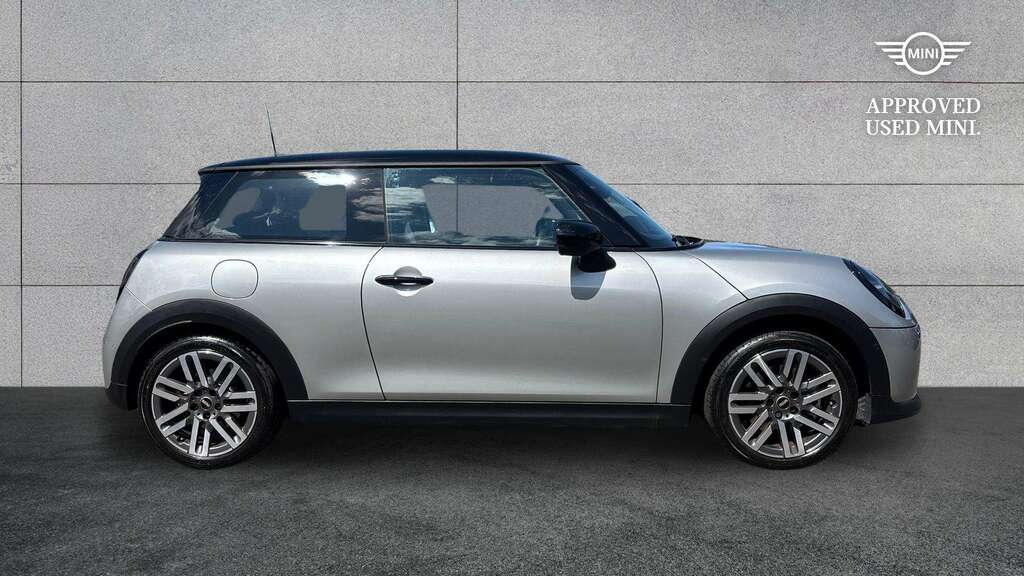 Mini Hatch 1.5 C Classic 2025 Silver #3