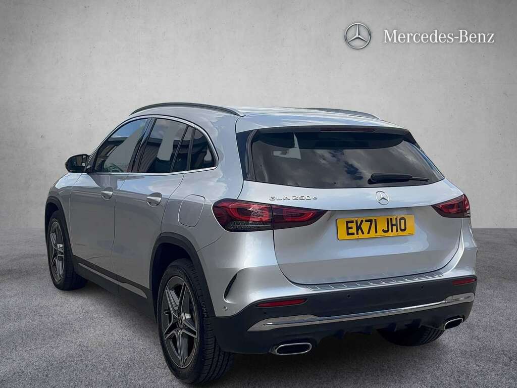 Mercedes-Benz GLA Class 250E Exclusive Edition 2021 Silver #2