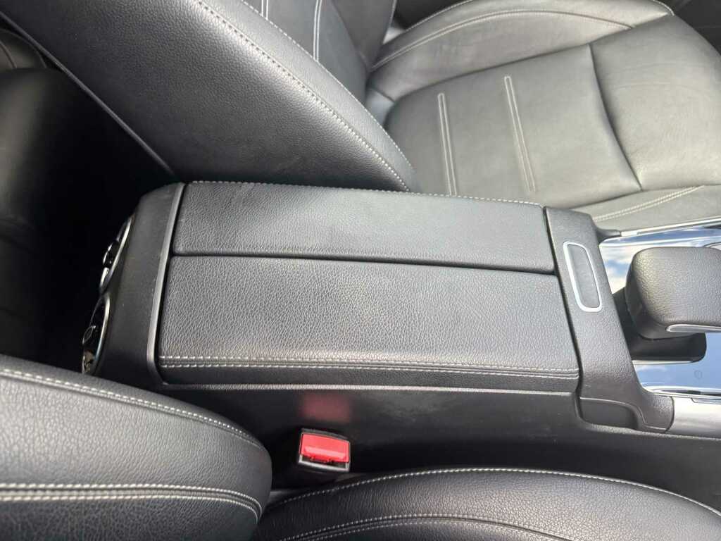 Mercedes-Benz GLA Class 250E 15.6Kwh Exclusive Editi... 2021 Red #31