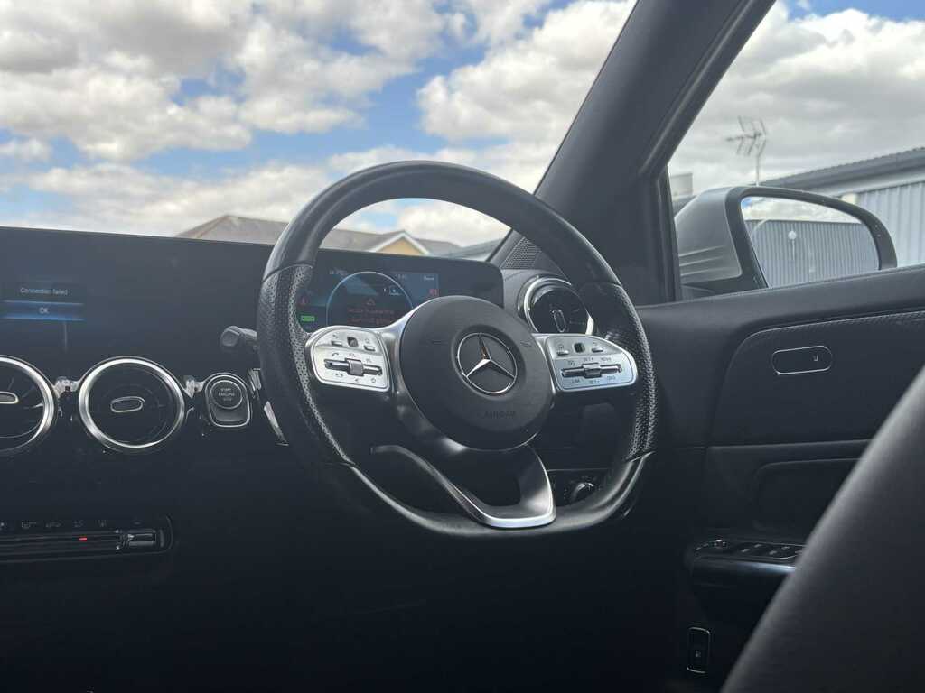 Mercedes-Benz GLA Class 250E 15.6Kwh Exclusive Editi... 2021 Red #21