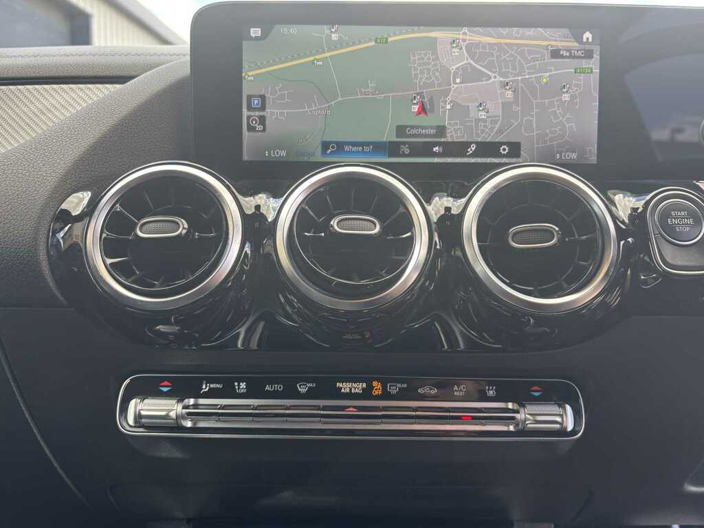 Mercedes-Benz GLA Class 250E 15.6Kwh Exclusive Editi... 2021 Red #32