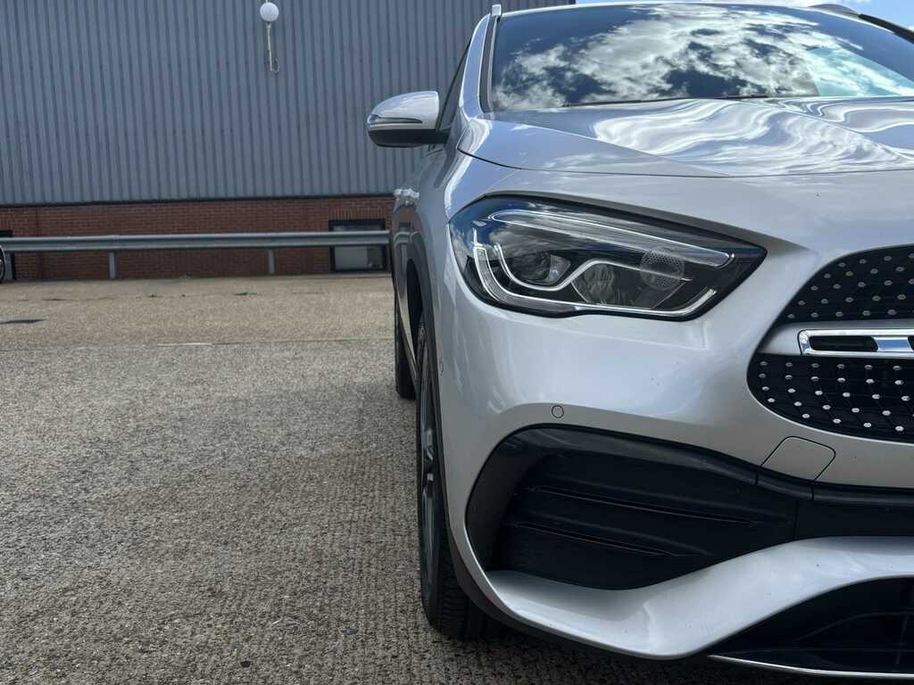 Mercedes-Benz GLA Class 250E 15.6Kwh Exclusive Editi... 2021 Red #27