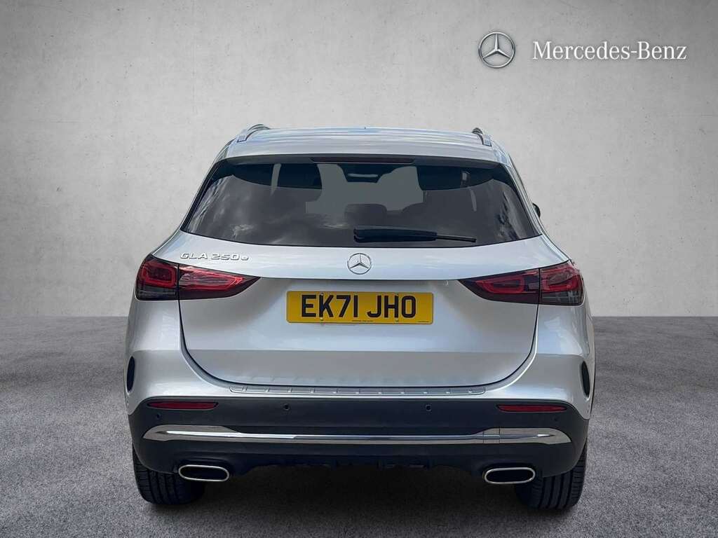 Mercedes-Benz GLA Class 250E Exclusive Edition 2021 Silver #4