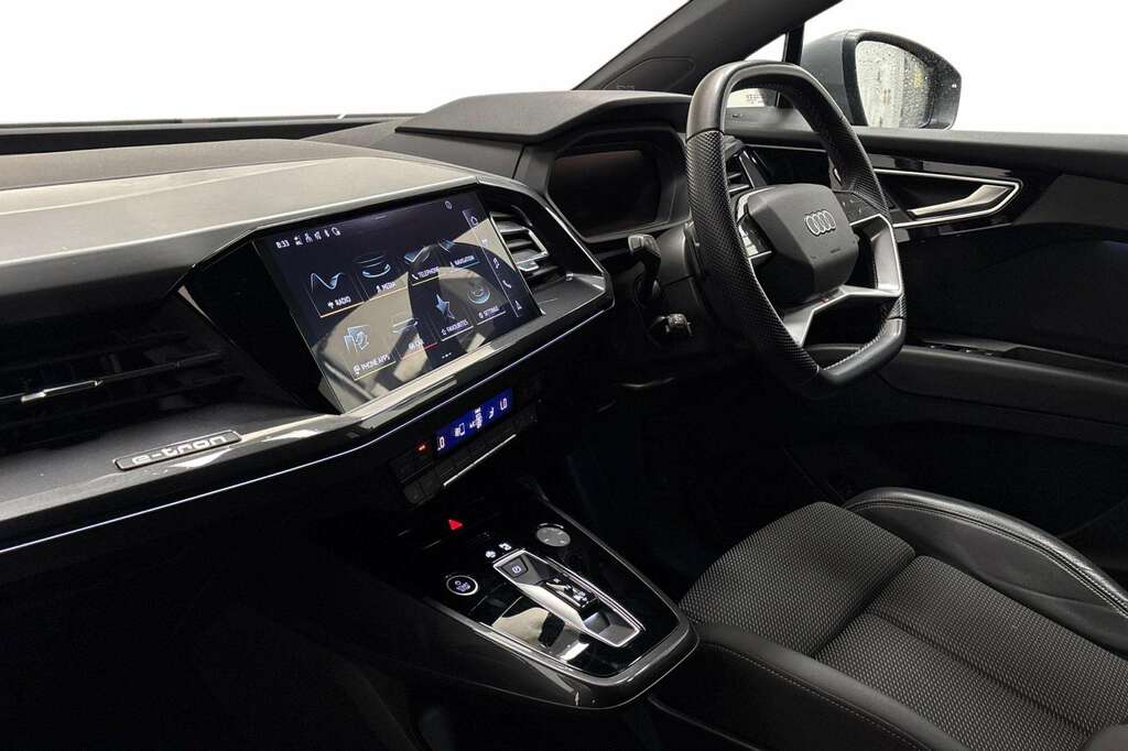 Audi Q4 E Tron 125Kw 35 55Kwh S Line Cs 2023 Grey #2