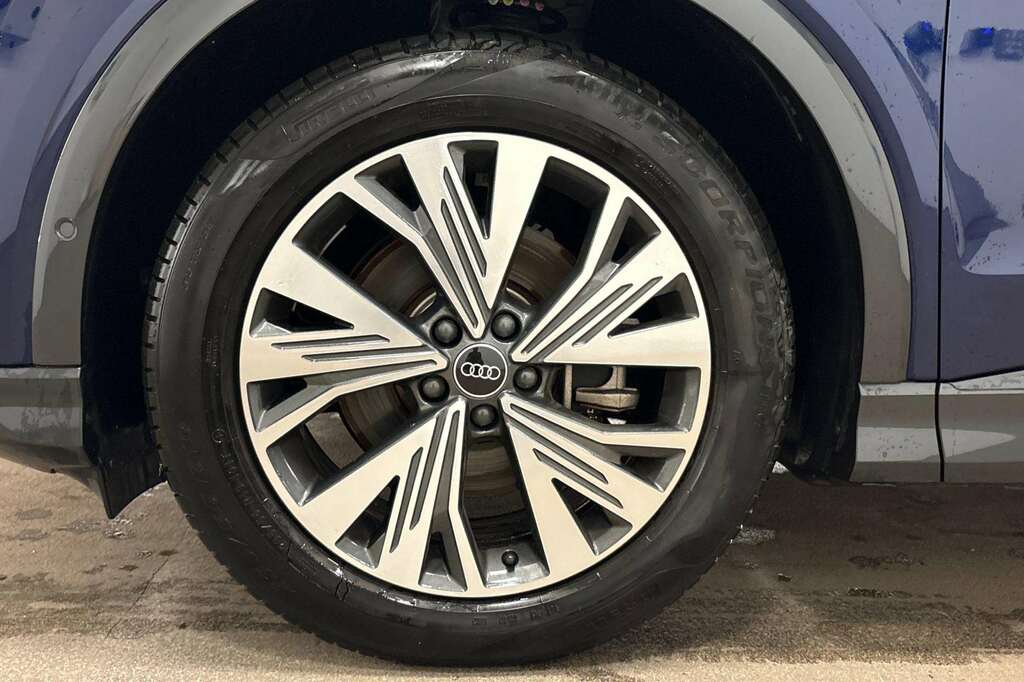 Audi Q4 E Tron 125Kw 35 55Kwh Sport Cs 2023 Blue #5