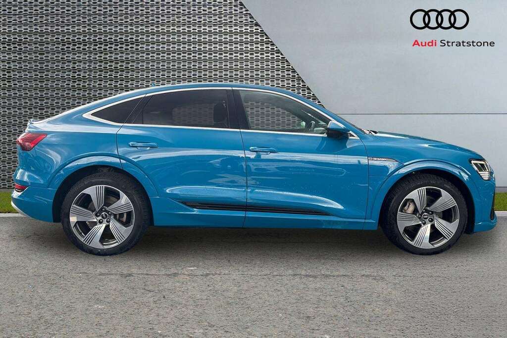 Audi E-tron 300Kw 55 Quattro 95Kwh S Line 2021 Blue #4