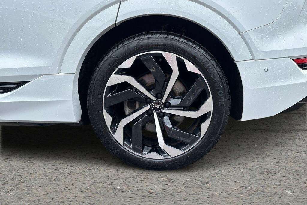 Audi E-tron 50 Sport Suv Quattro 71.2Kwh 11 Silver #10