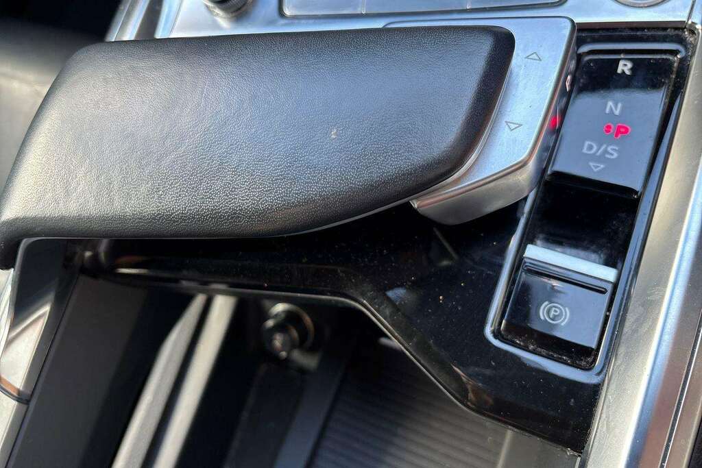 Audi E-tron 50 Sport Suv Quattro 71.2Kwh 11 Silver #15
