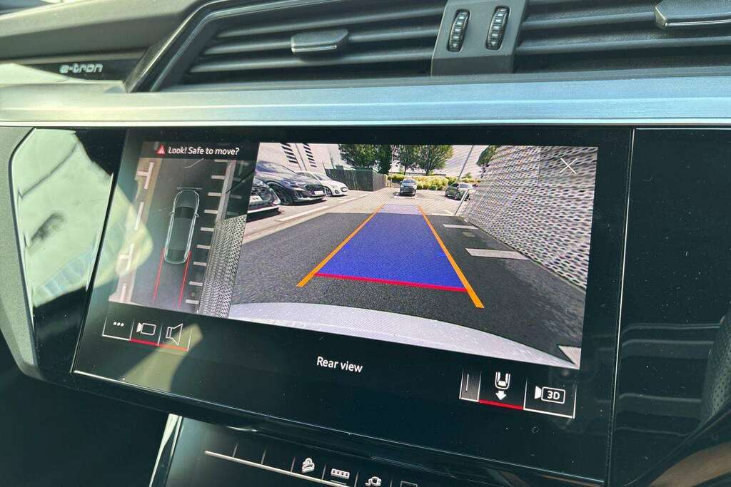 Audi E-tron 50 Sport Suv Quattro 71.2Kwh 11 Silver #26