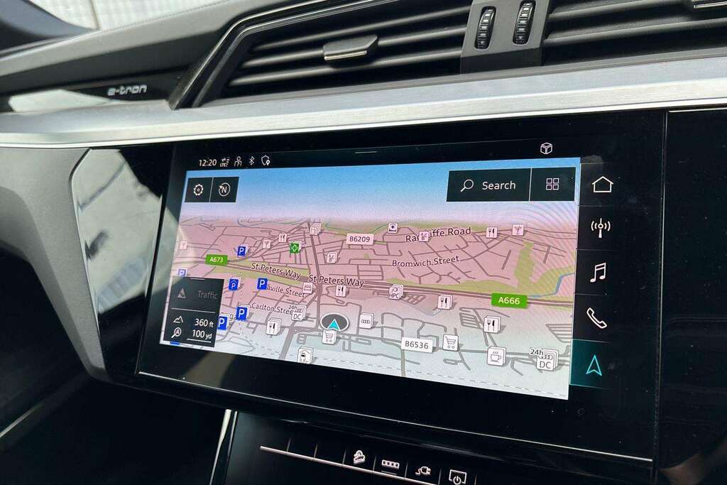 Audi E-tron 50 Sport Suv Quattro 71.2Kwh 11 Silver #37