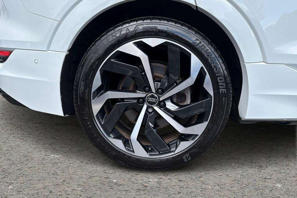 Audi E-tron 50 Sport Suv Quattro 71.2Kwh 11 Silver #9