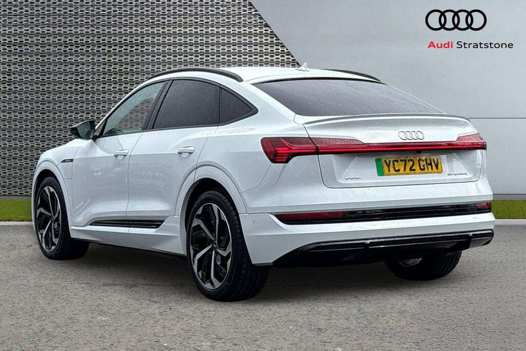 Audi E-tron 230Kw 50 Quattro 71Kwh Black Edition 2022 White #3