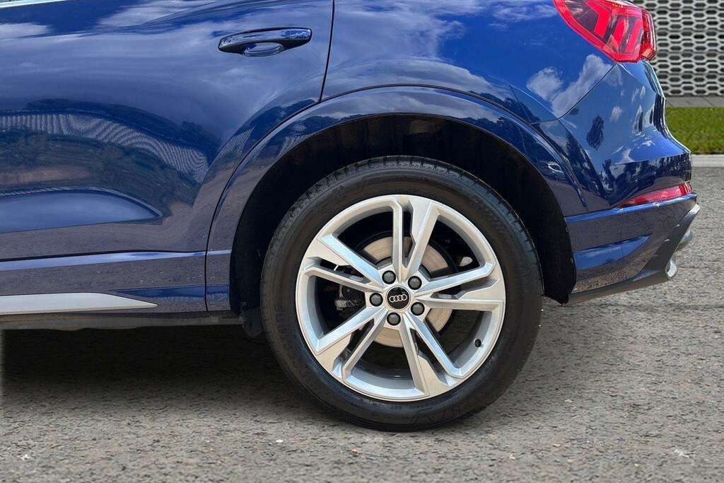 Audi Q3 2.0 Tdi 35 S Line Sportback S Tronic Eu KR74BZK White #10