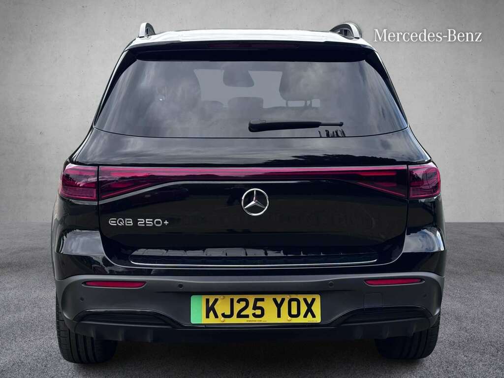 Mercedes-Benz EQB 250 140Kw Urban Edition 70.5Kwh 2025 Black #5