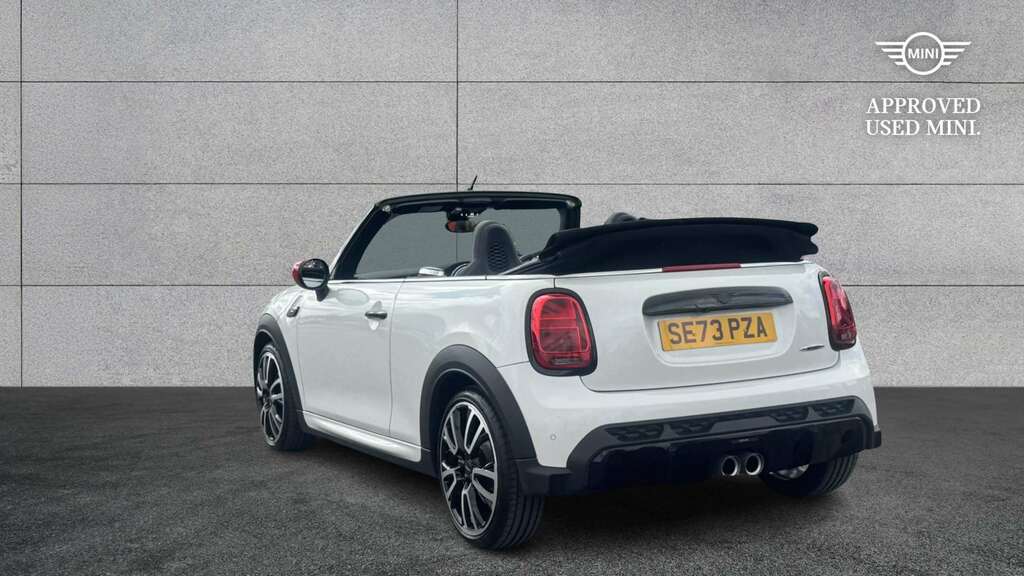 Mini Convertible 2.0 John Cooper Works Premium Plus 2024 White #2