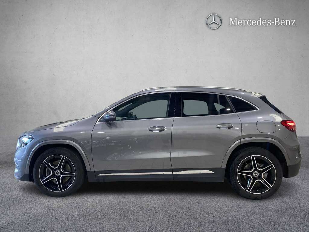 Mercedes-Benz GLA Class 200D Amg Line Executive 2026 Grey #5