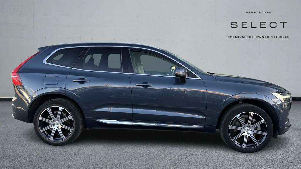 Volvo XC60 2.0 B4d Inscription Pro Awd Geartronic 2021 Blue #2
