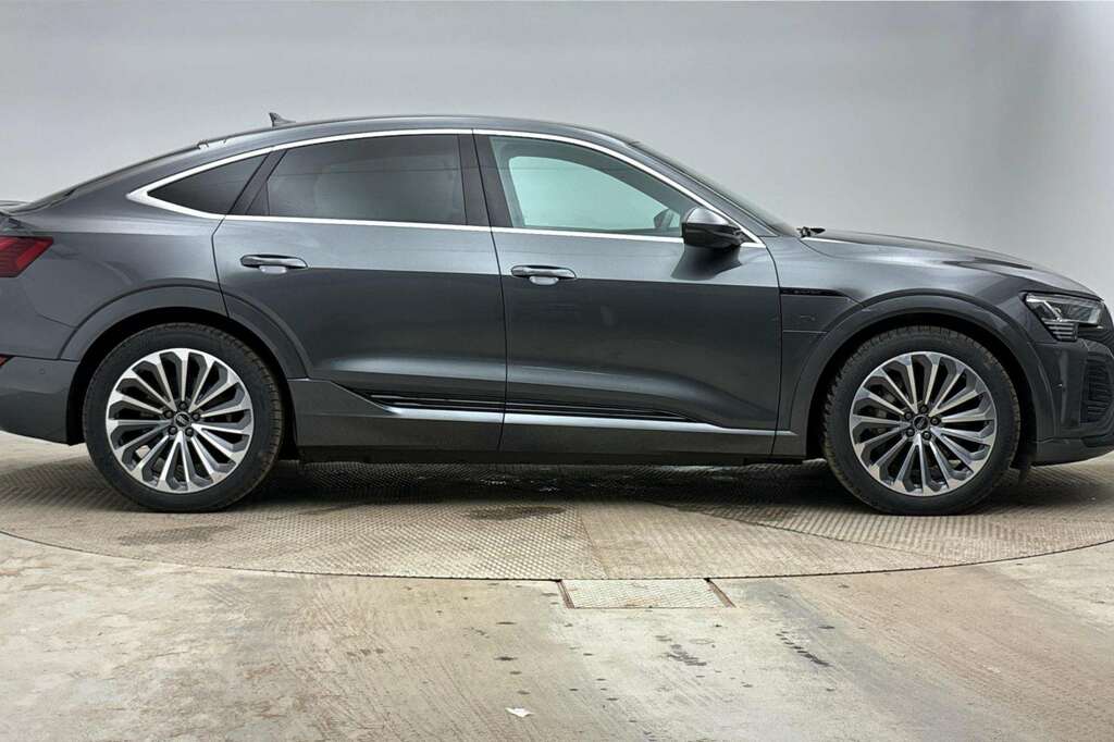 Audi Q8 e tron 300Kw 55 Quattro 114Kwh S Line 2023 Grey #4