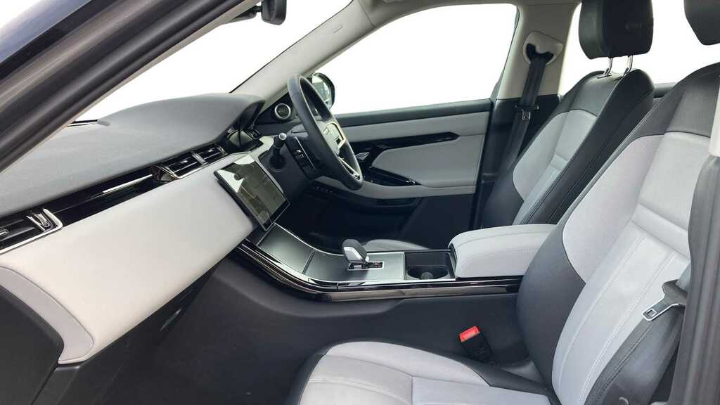 Land Rover Range Rover Evoque 1.5 P270e Dynamic Se 2024 Grey #3
