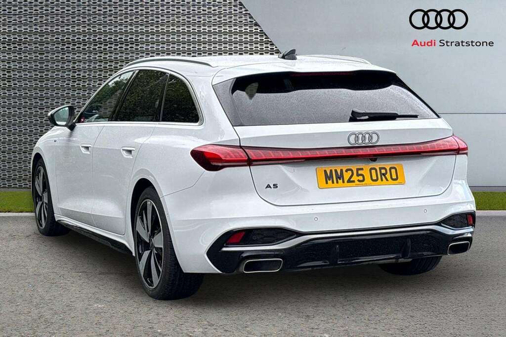 Audi A5 2.0 Tfsi 204 S Line S Tronic 2025 White #3