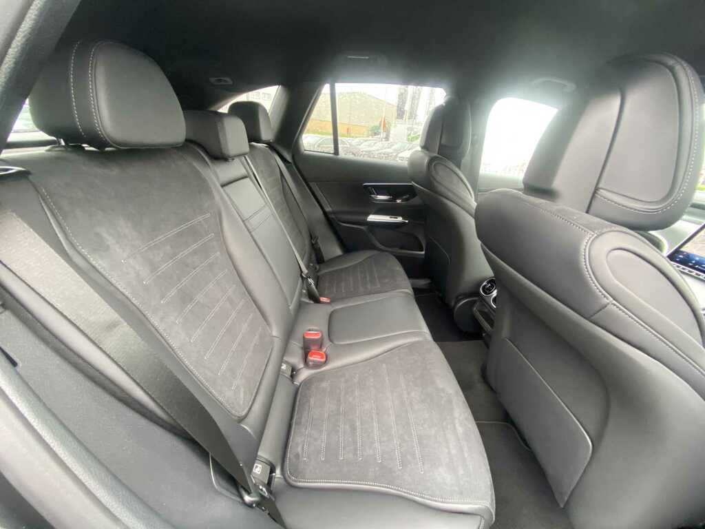 Mercedes-Benz GLC Class Glc 300De 4Matic Amg Line Premium 9G-tronic Black #18