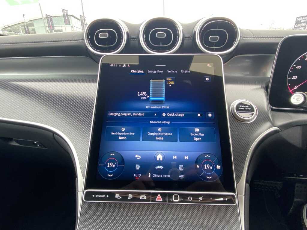 Mercedes-Benz GLC Class Glc 300De 4Matic Amg Line Premium 9G-tronic Black #39