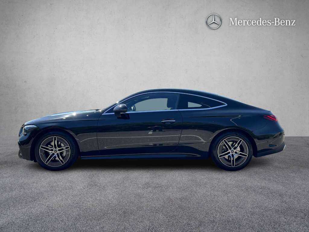 Mercedes-Benz CLE Class 220D Amg Line 9G-tronic 2025 Black #3