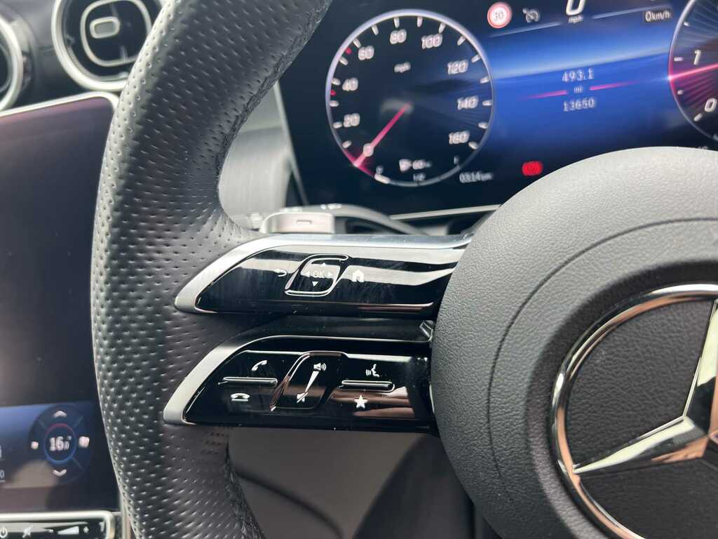 Mercedes-Benz GLC Class Glc 300 4Matic Amg Line Premium Plus 9G-tronic Silver #16