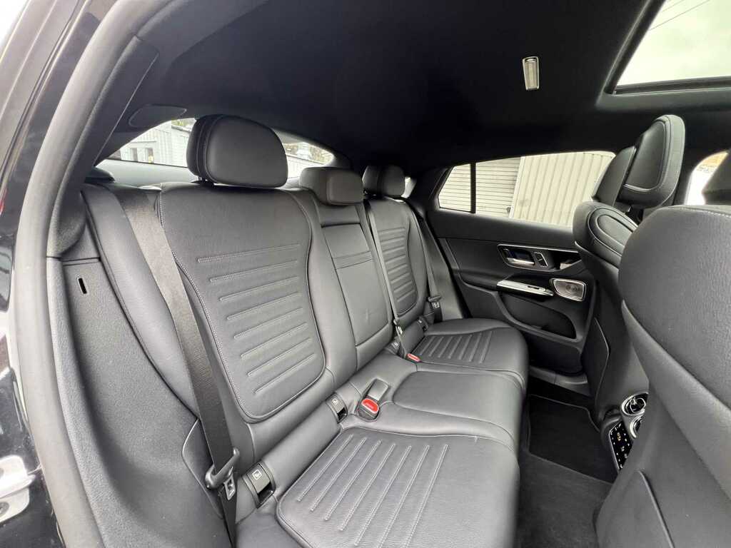Mercedes-Benz GLC Class Glc 300 4Matic Amg Line Premium Plus 9G-tronic Silver #25