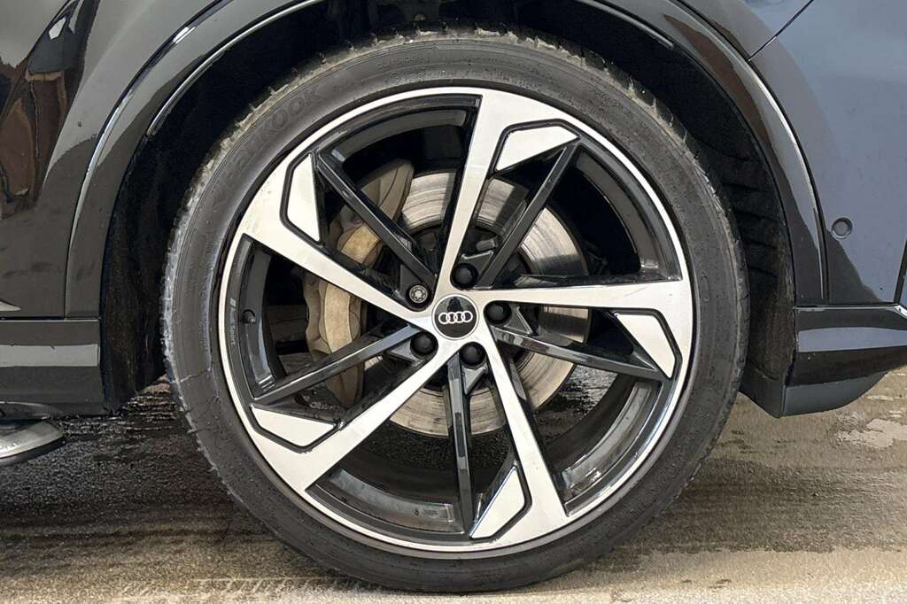 Audi Q7 Audi Q7 Black Edition 50 Tdi Quattro 286 Ps Tiptro Black #37