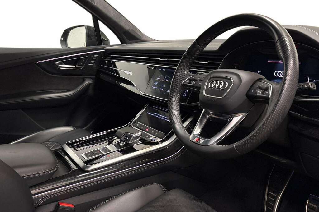 Audi Q7 Audi Q7 Black Edition 50 Tdi Quattro 286 Ps Tiptro Black #38