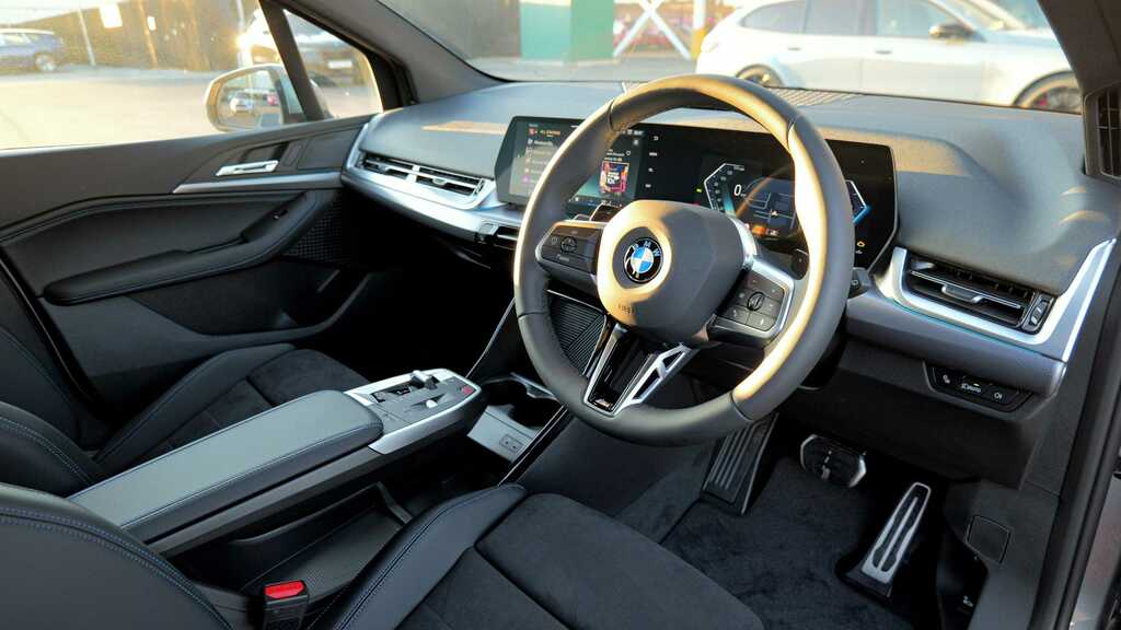 BMW 2 Series 220I Mht M Sport Dct 2026 Grey #6