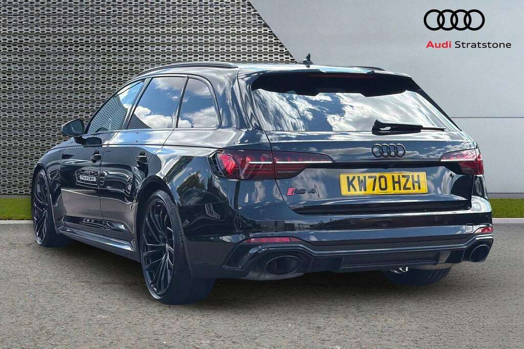 Audi RS4 Rs 4 Tfsi Quattro Carbon Black Tiptronic 2021 Black #3