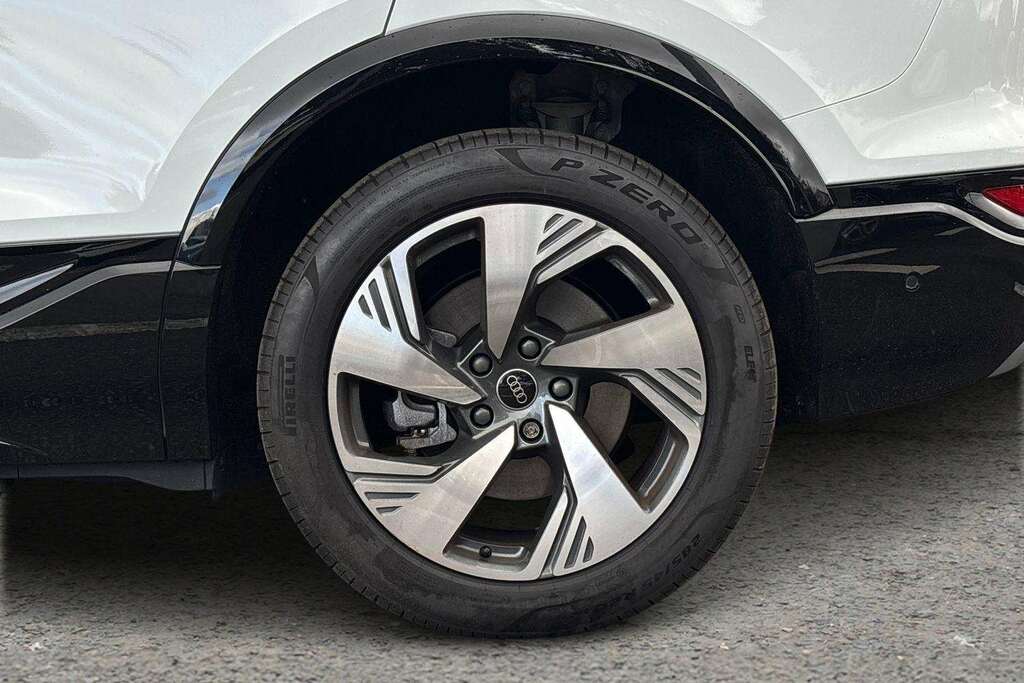 Audi Q6 E-Tron 285Kw Quattro 100Kwh S Line 2025 White #5