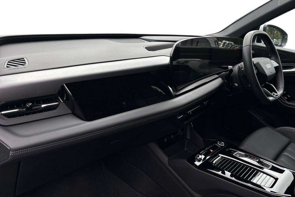Audi Q6 E-Tron 285Kw Quattro 100Kwh S Line 2025 White #2