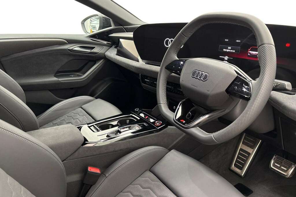 Audi A6 315Kw Quattro 100Kwh Edition 1 2025 White #6