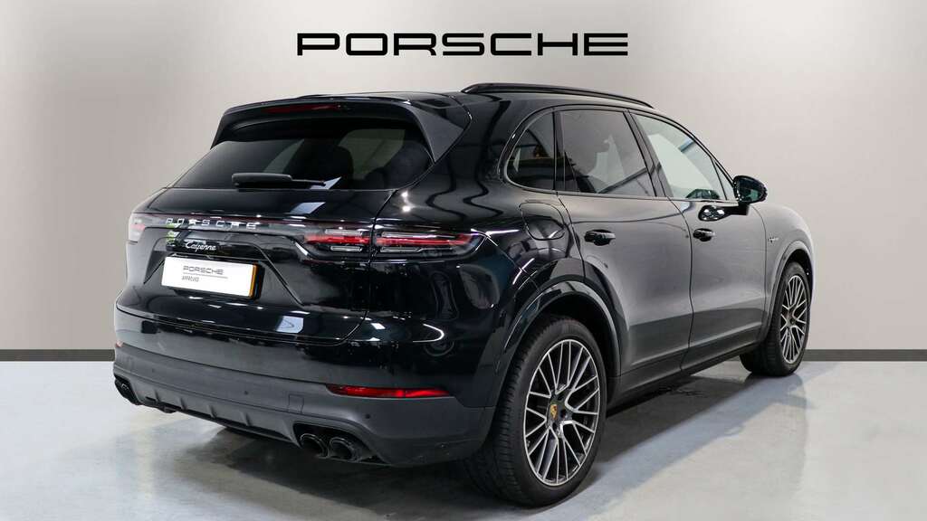 Porsche Cayenne V6 E-hybrid 2023 Black #3