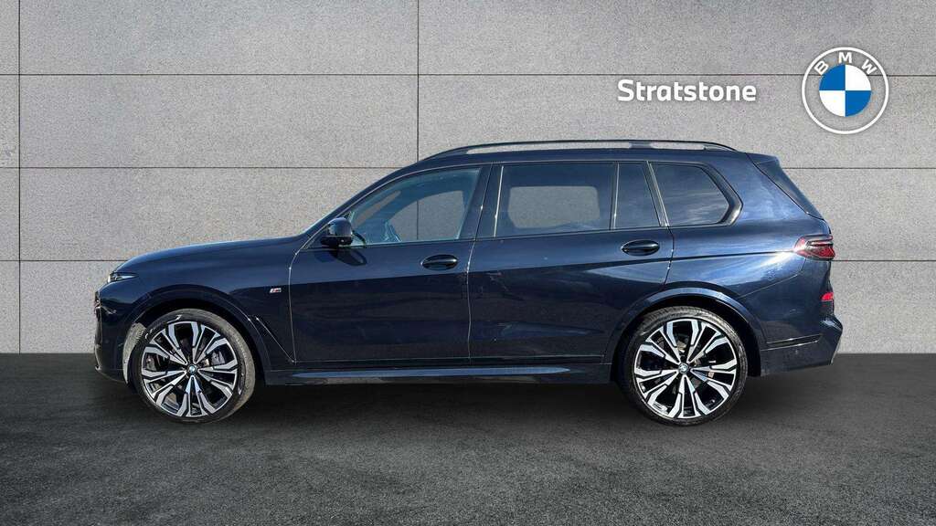 BMW X7 Xdrive40d Mht M Sport Step 2024 Black #4