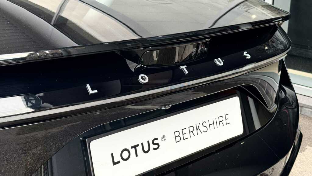 Lotus Emeya 102Kwh S Hatchback 4Wd Dual Mot YG25ANP Yellow #30