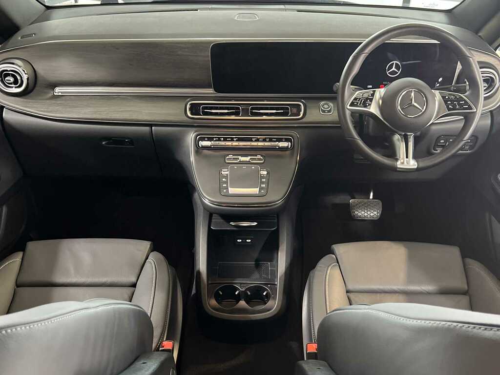 Mercedes-Benz V Class V300 D Premium 9G-tronic Extra Long 2025 Black #19
