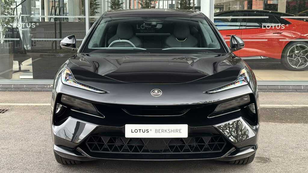 Lotus Eletre 450Kw 600 Gt 112Kwh 2026 Black #3