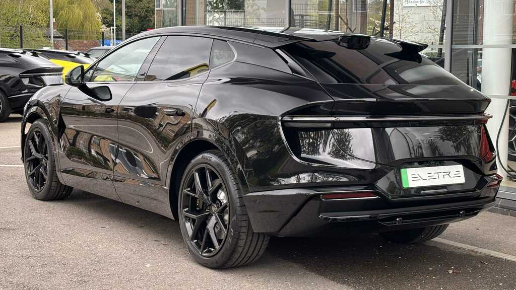 Lotus Eletre 450Kw 600 Gt 112Kwh 2026 Black #4